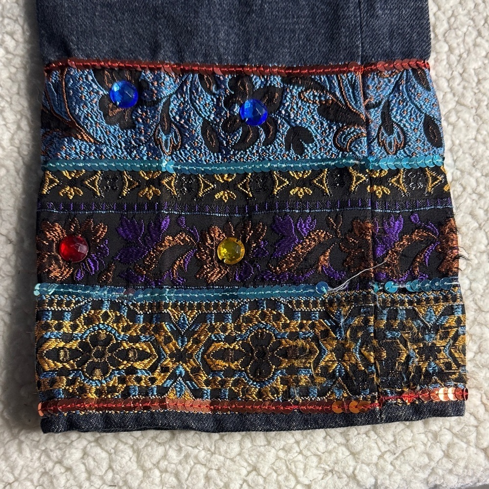 Embroidered Straight Leg Jeans with Colorful Cuffs - Picture 6 of 8